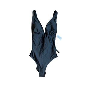 Old Navy NWT Underwire One Piece Swimsuit in Black
